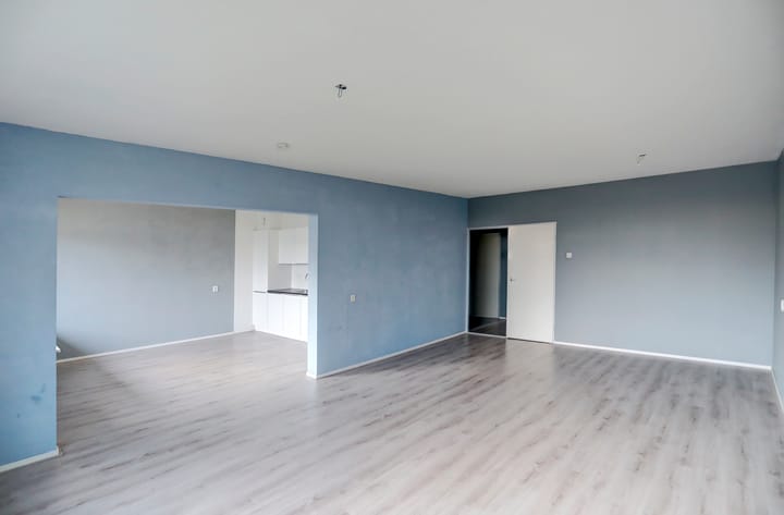 Photo 2 of Malvert 6913