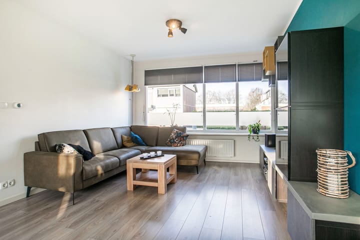 Foto 3 van Heilige Stoel 3843