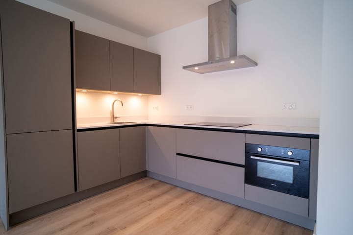 Photo 3 of Schieweg 87-C02