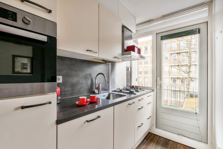 Photo 10 of Blauwvoetstraat 8-1