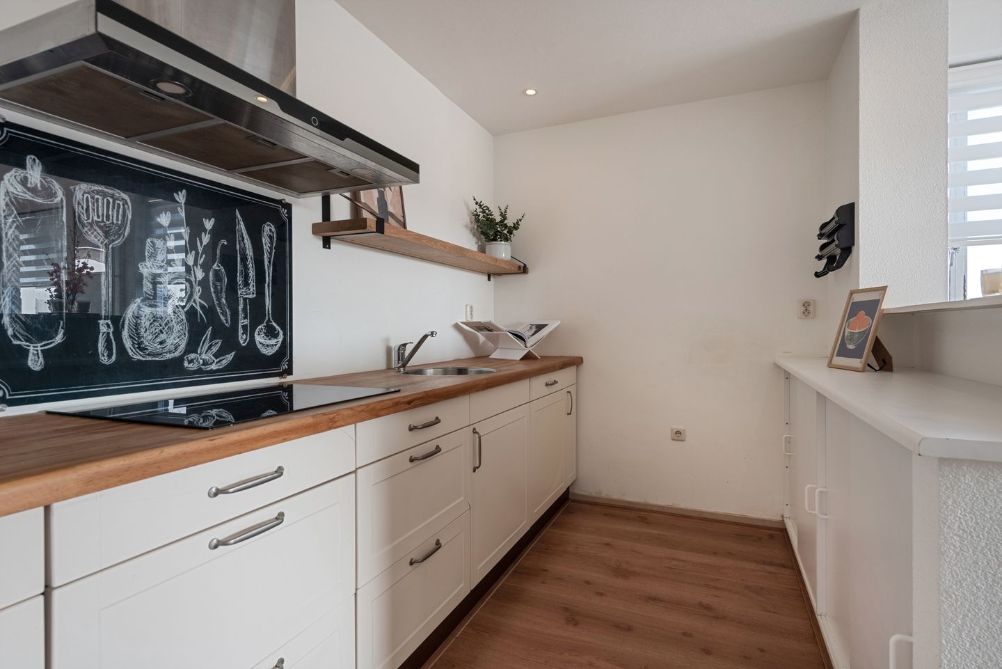 Photo 14 of Noordeinde 189-A14