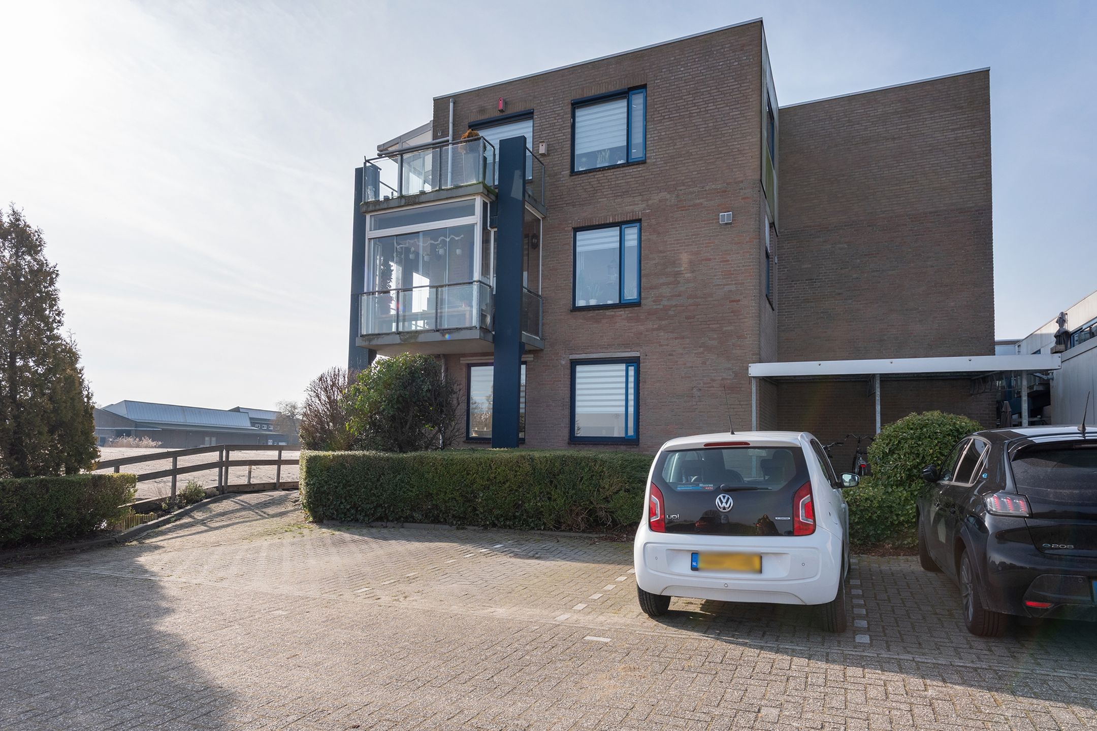 Photo 18 of Noordeinde 189-A14