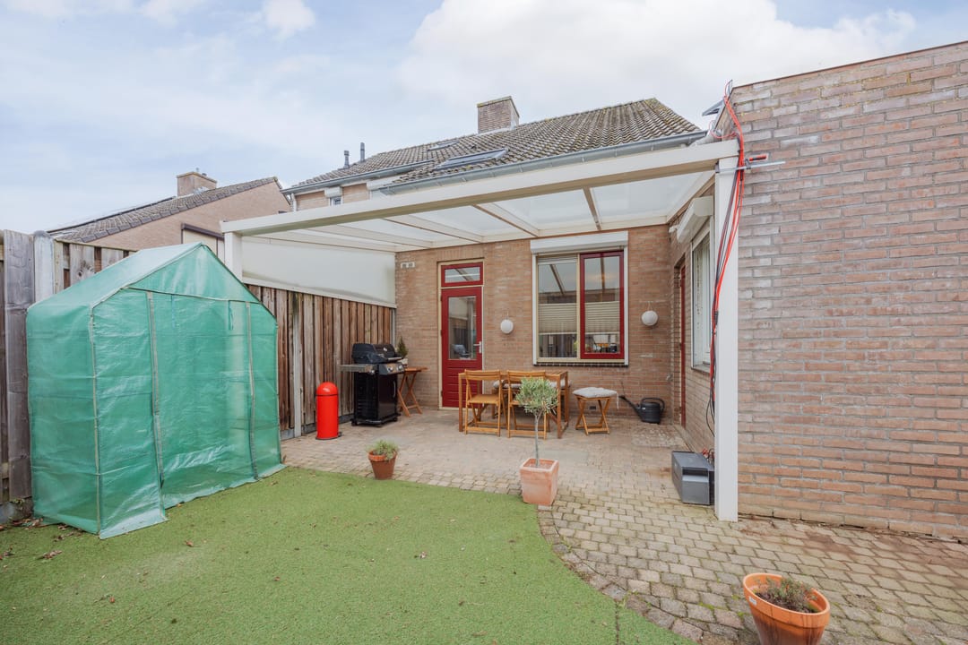 Foto 31 van van Aldenbruggenstraat 1