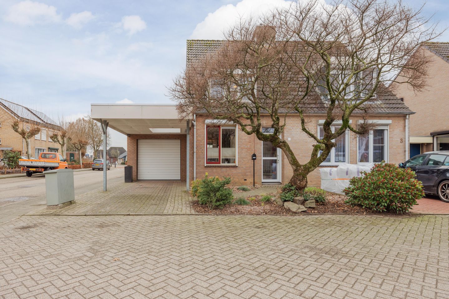 Foto 5 van van Aldenbruggenstraat 1