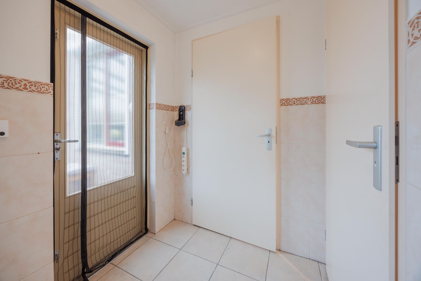 Foto 20 van van Aldenbruggenstraat 1