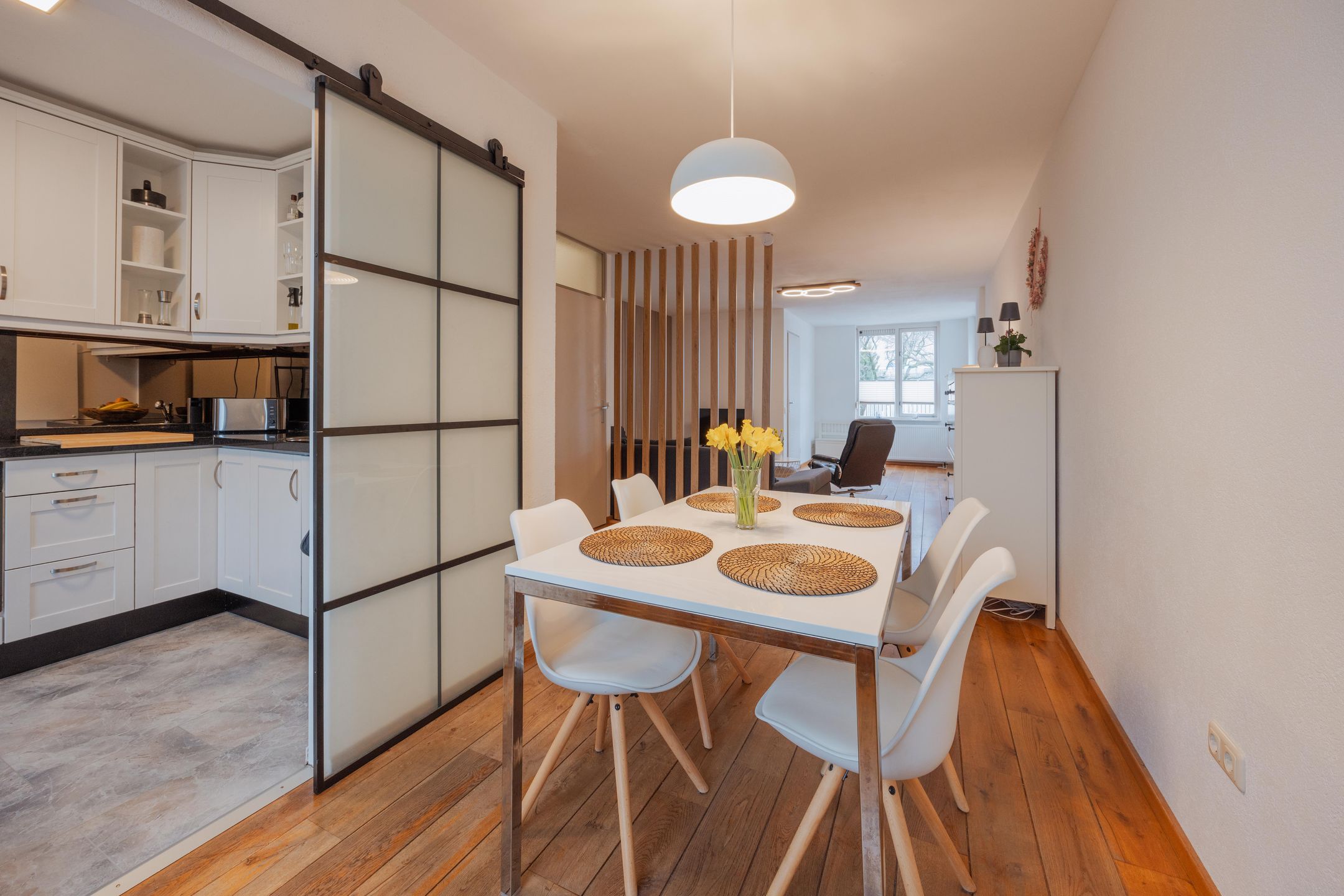 Foto 3 van van Aldenbruggenstraat 1