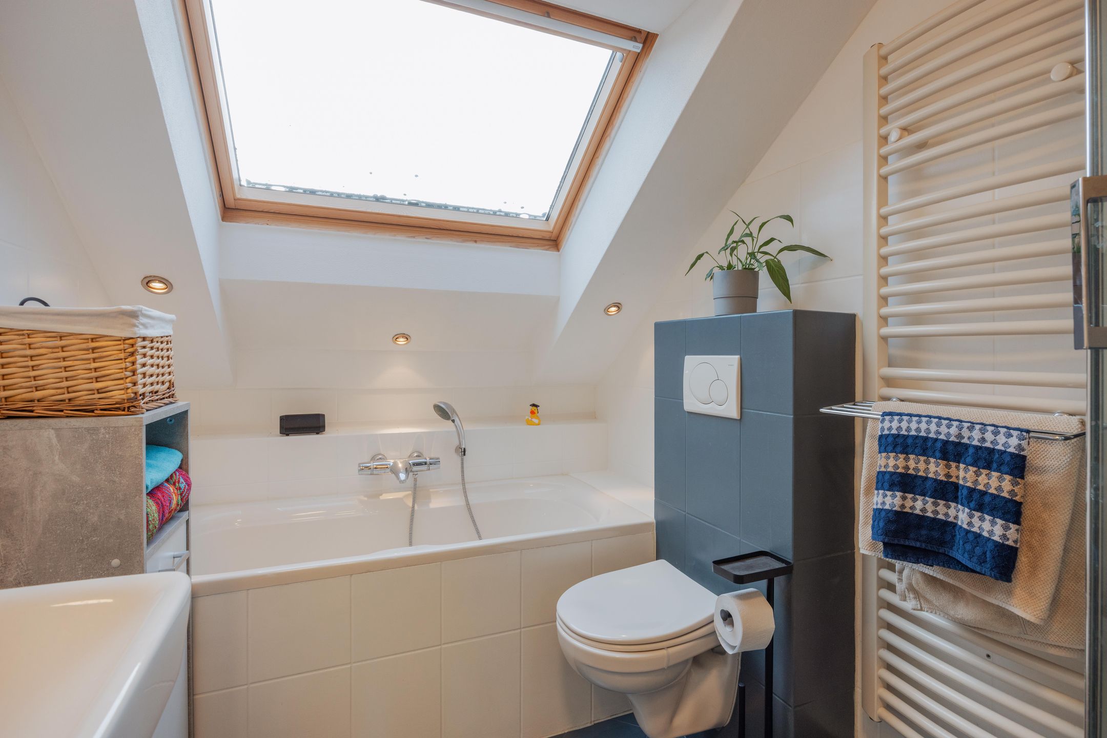 Foto 30 van van Aldenbruggenstraat 1