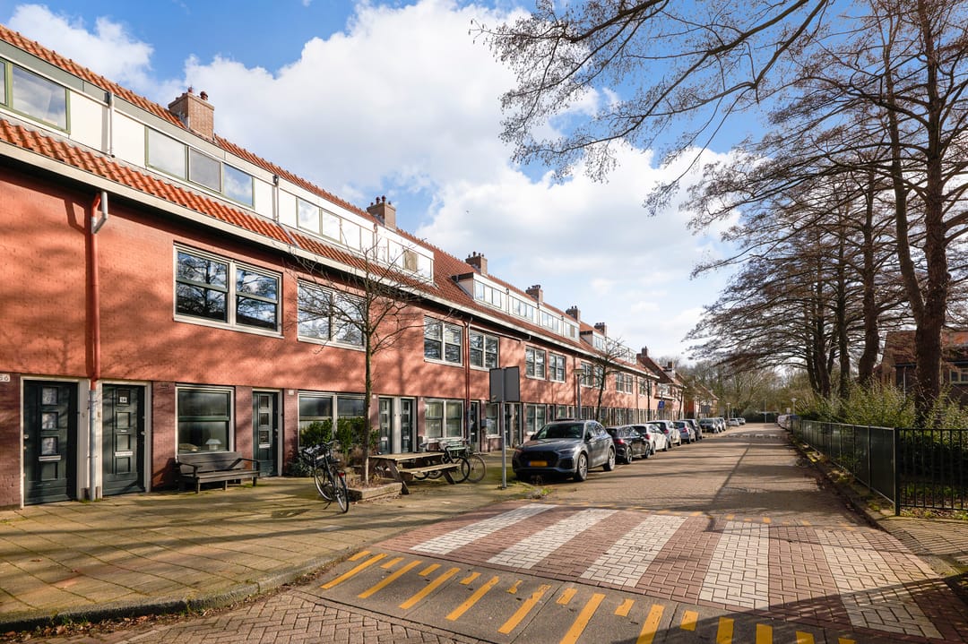 Foto 22 van Azaleastraat 50