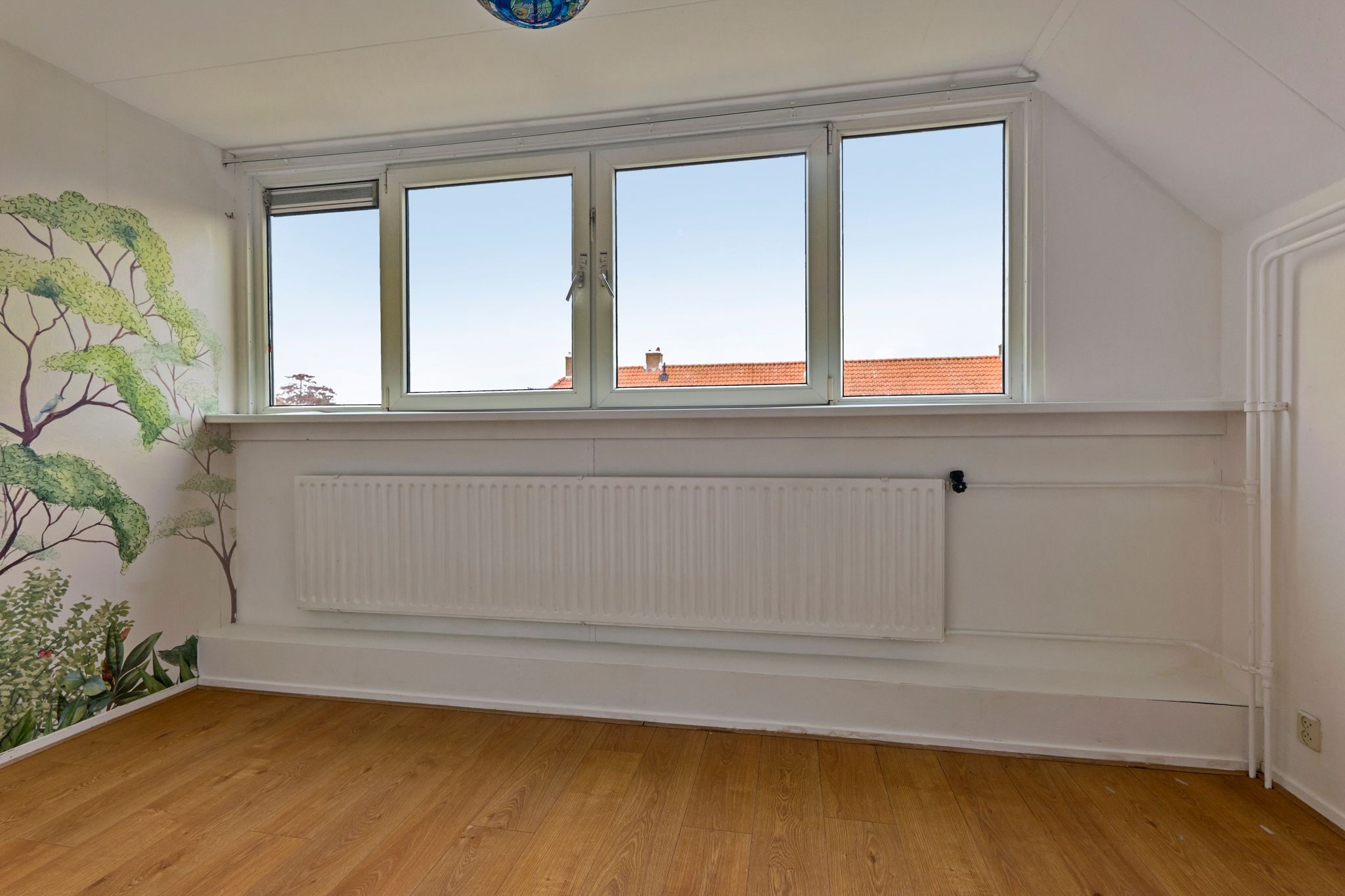 Foto 12 van Azaleastraat 50