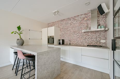 Steur 12 tertiary image