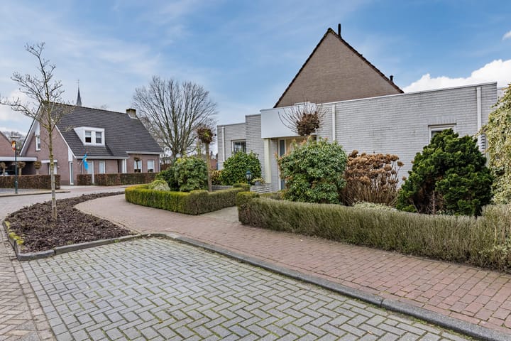 Foto 3 van Lowerik 12