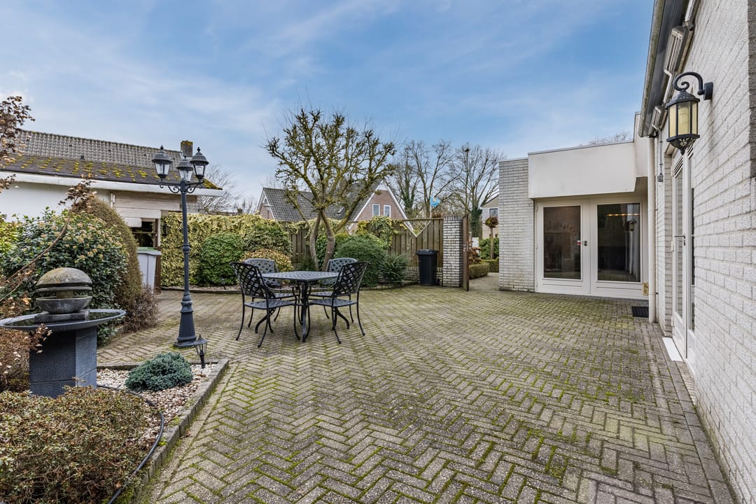 Foto 23 van Lowerik 12