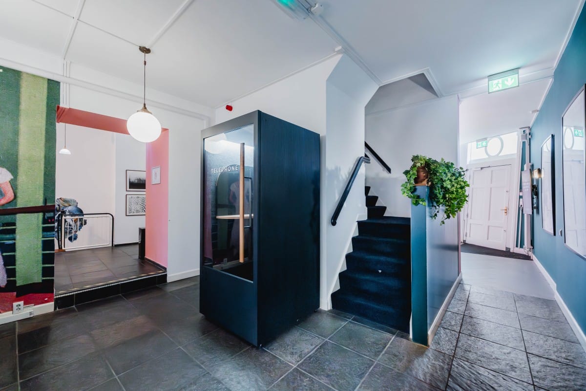 Bekijk foto 3 van Nieuwezijds Voorburgwal 296-298