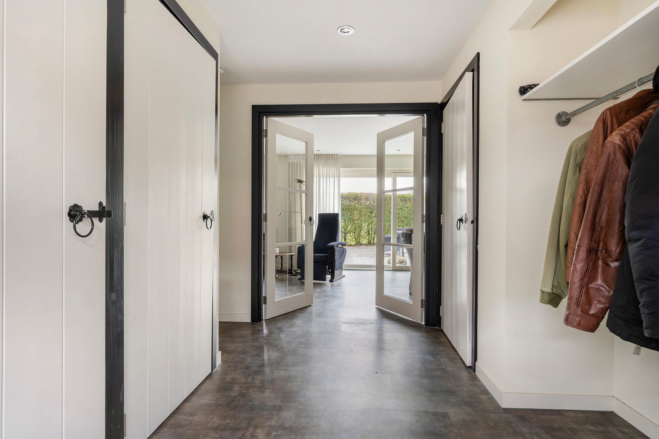 Foto 9 van Stationsweg 37-A