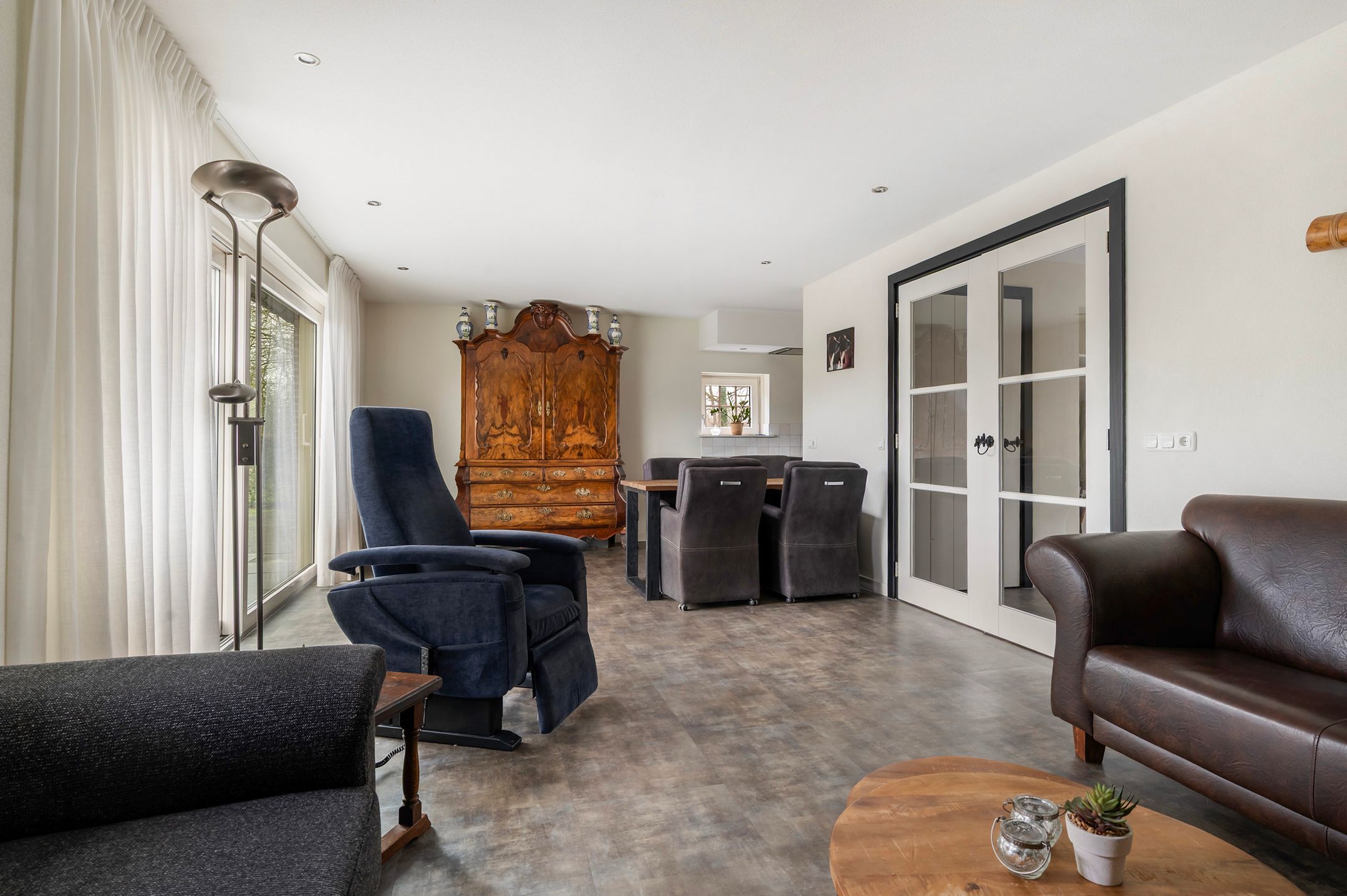 Foto 15 van Stationsweg 37-A