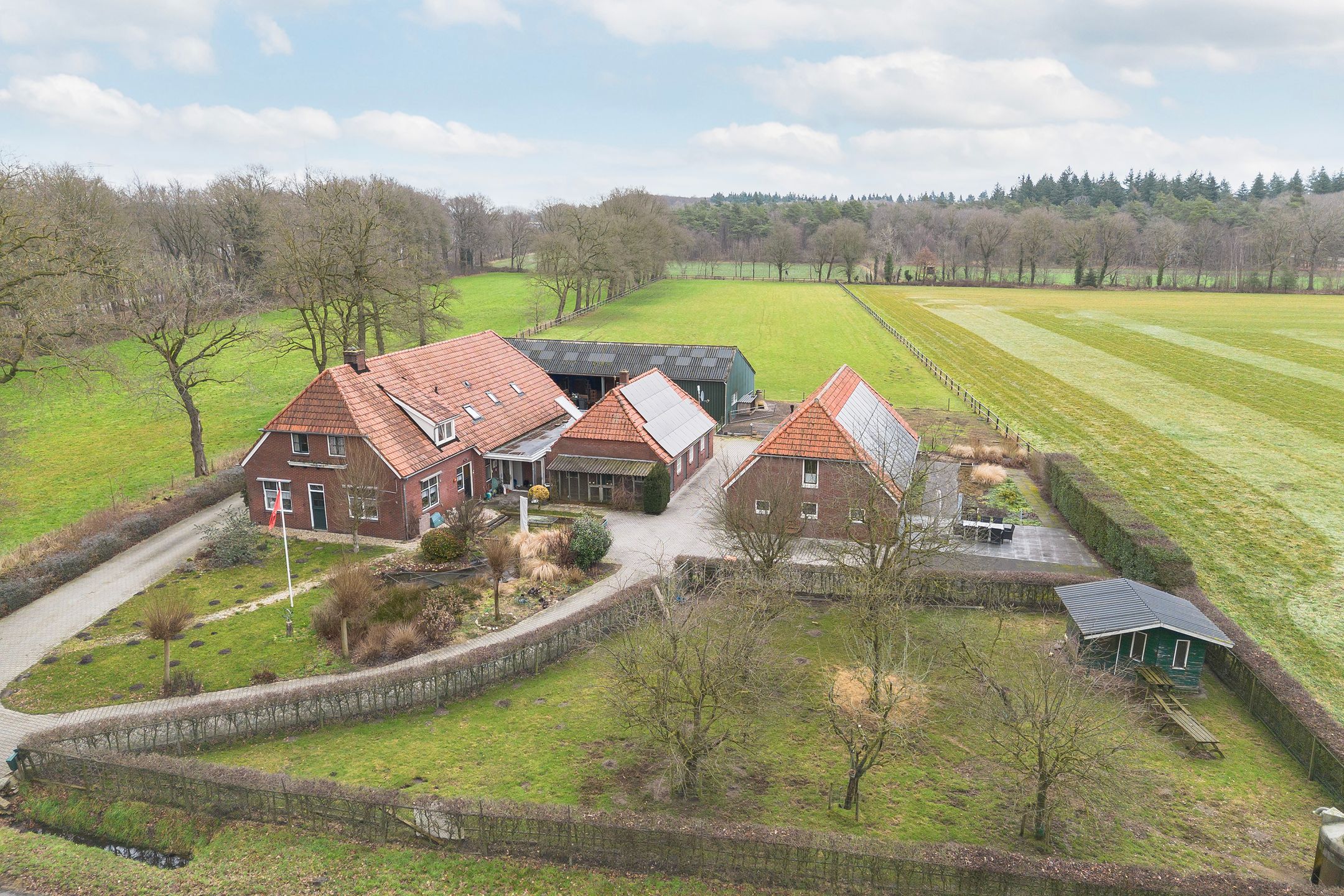 Foto 45 van Stationsweg 37-A