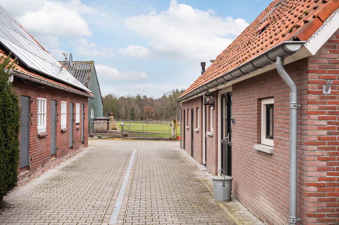 Foto 40 van Stationsweg 37-A