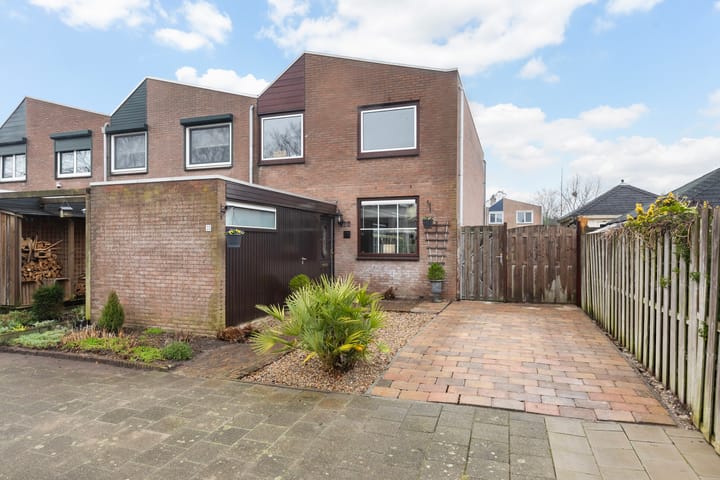 Photo 3 of Burg Henrylaan 33