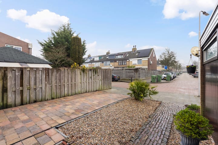 Photo 4 of Burg Henrylaan 33