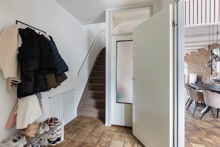 Photo 8 of Burg Henrylaan 33