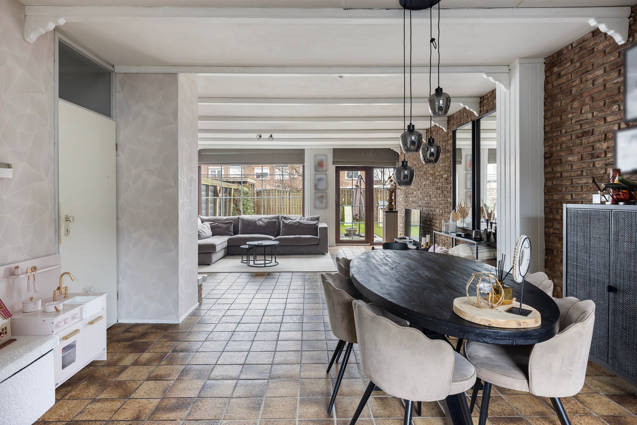 Foto 9 van Burg Henrylaan 33