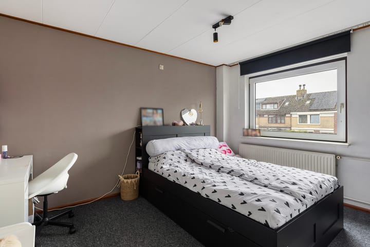 Photo 26 of Burg Henrylaan 33