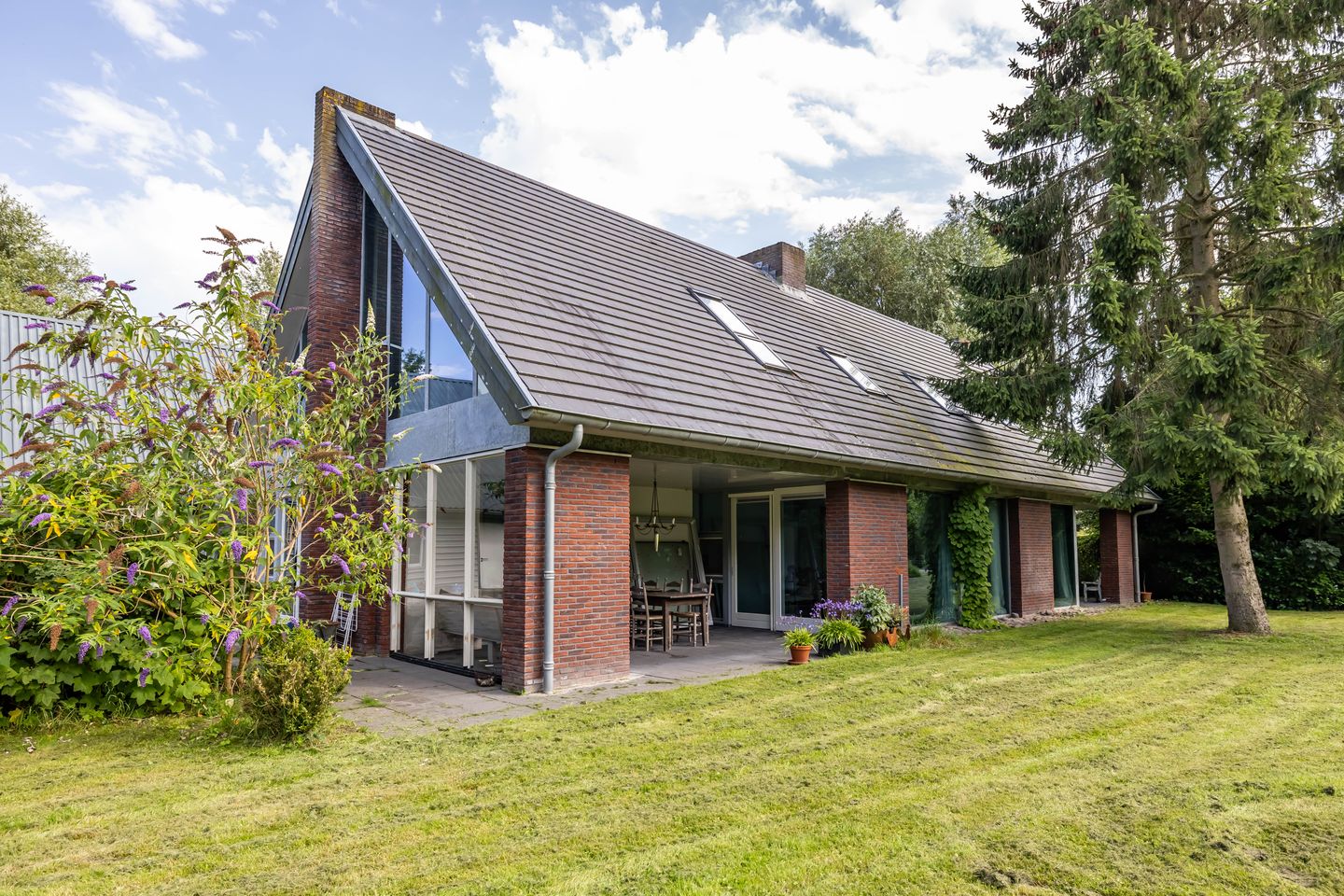 Photo 34 of Hoofdstraat 167