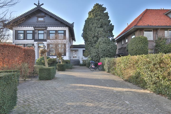 Bekijk foto van Bronsteeweg 49 B