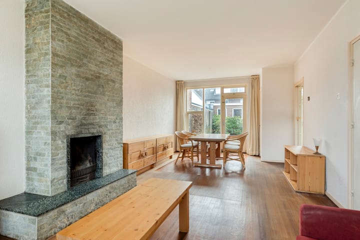 Photo 3 of de Lairessestraat 29