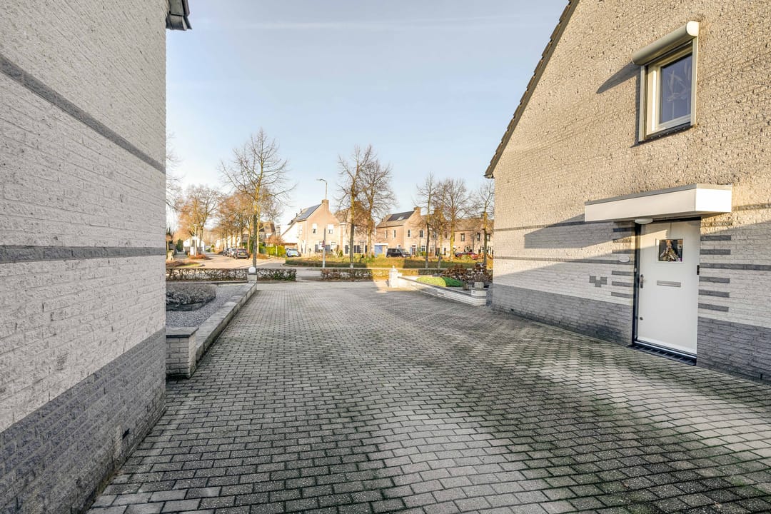 Photo 32 of Klingerbergsingel 104