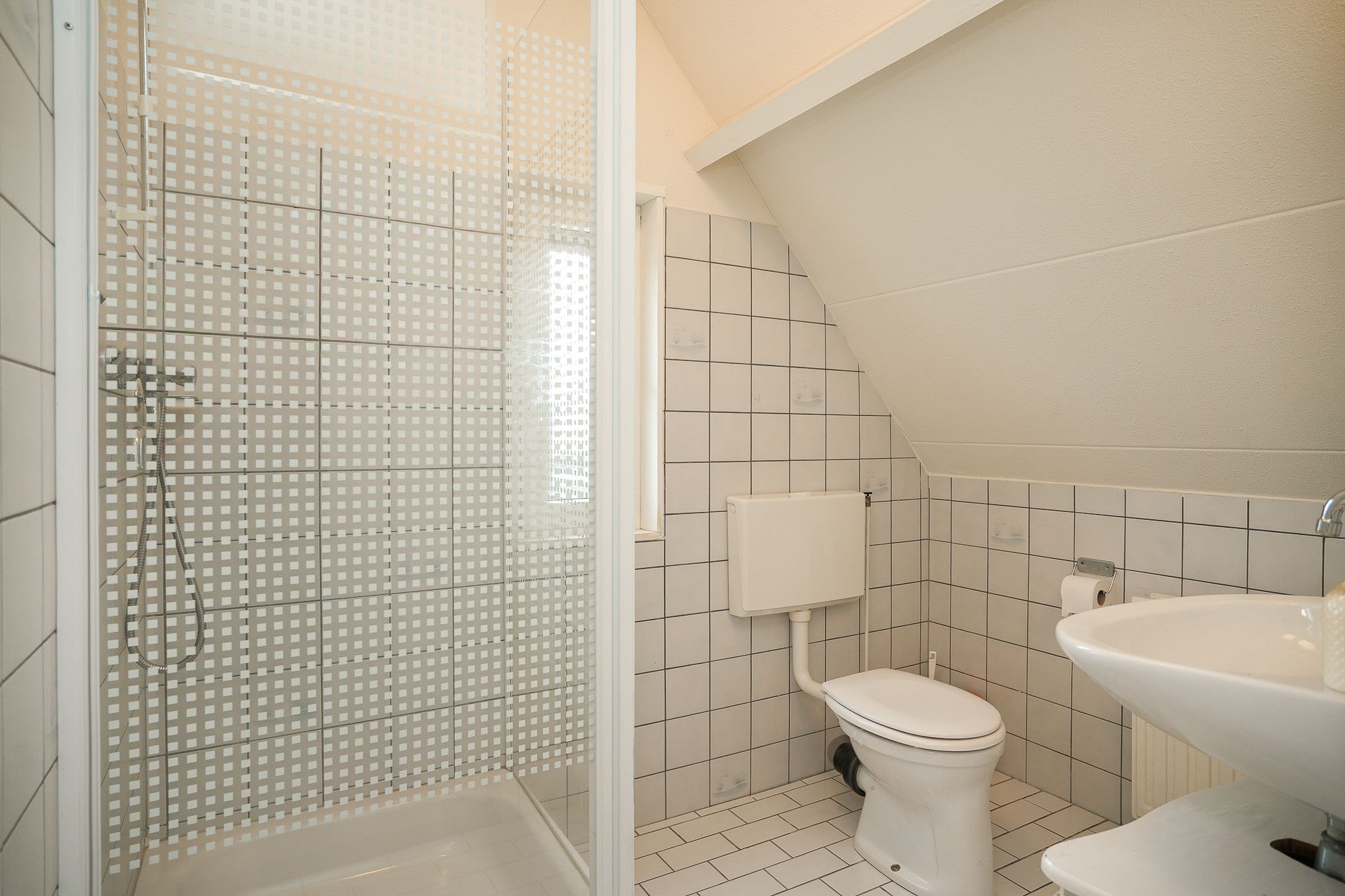 Foto 24 van Hengmeng 64