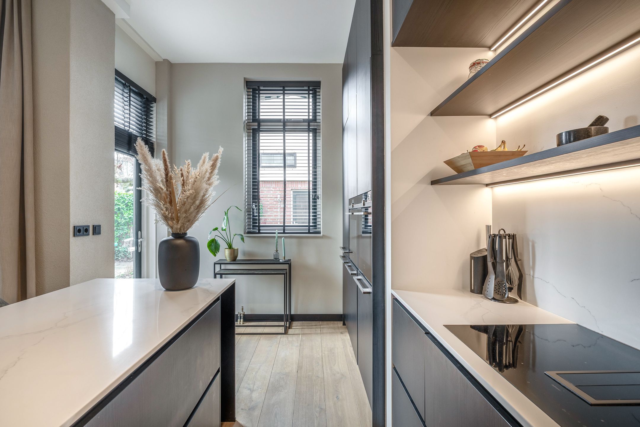 Photo 12 of Henri Dunantlaan 1