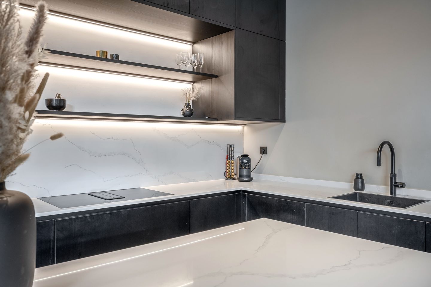 Photo 14 of Henri Dunantlaan 1