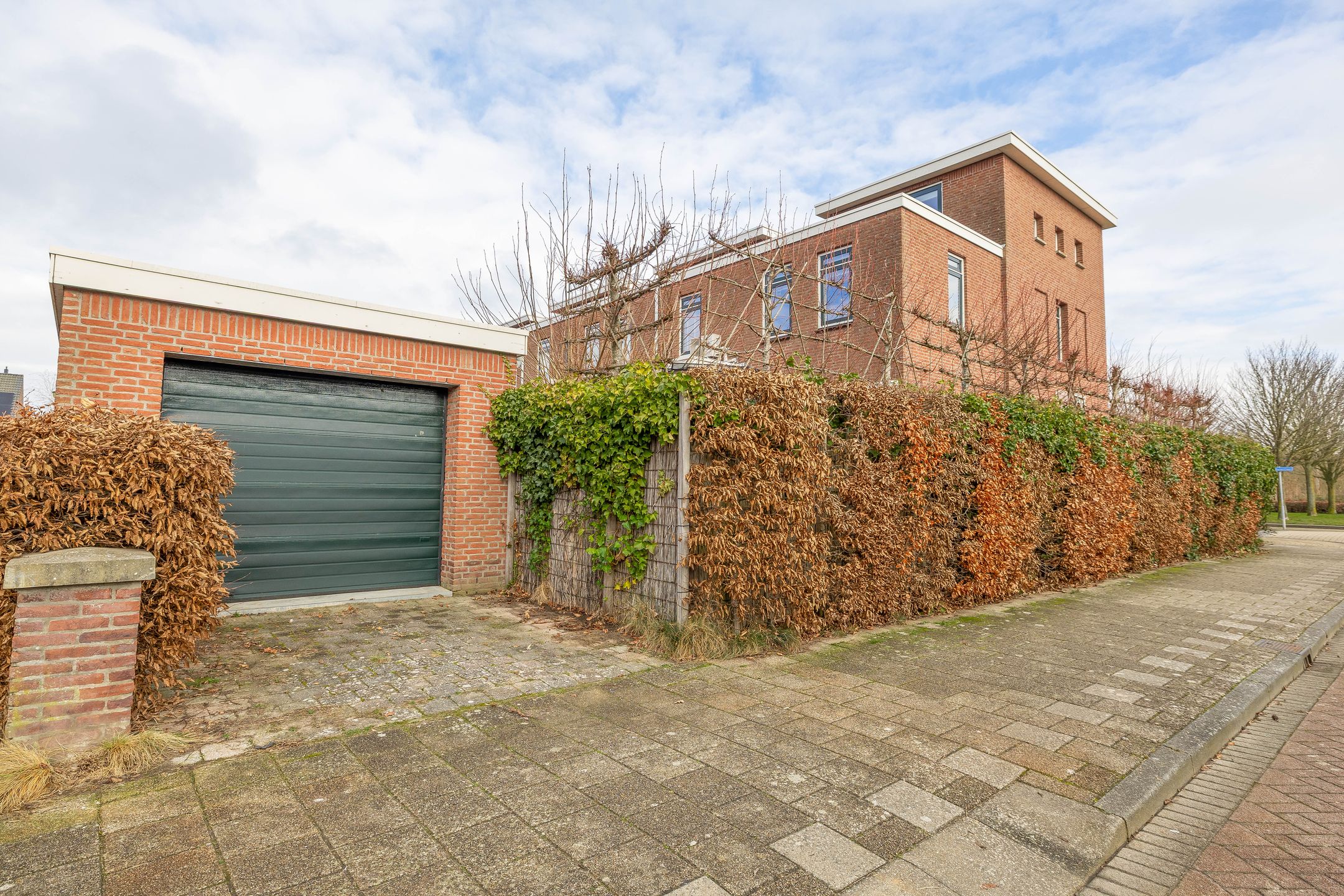 Photo 39 of Henri Dunantlaan 1