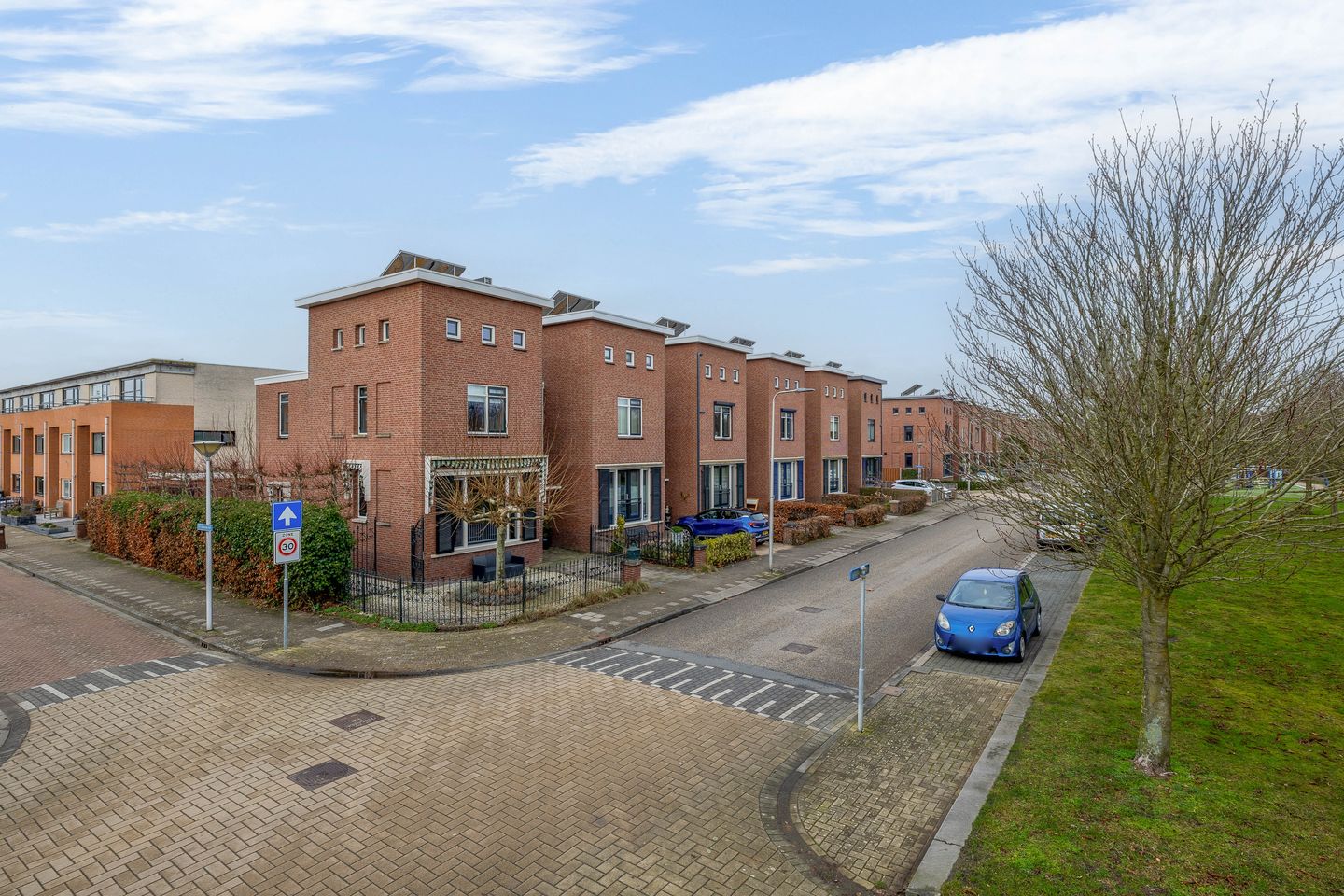 Photo 40 of Henri Dunantlaan 1