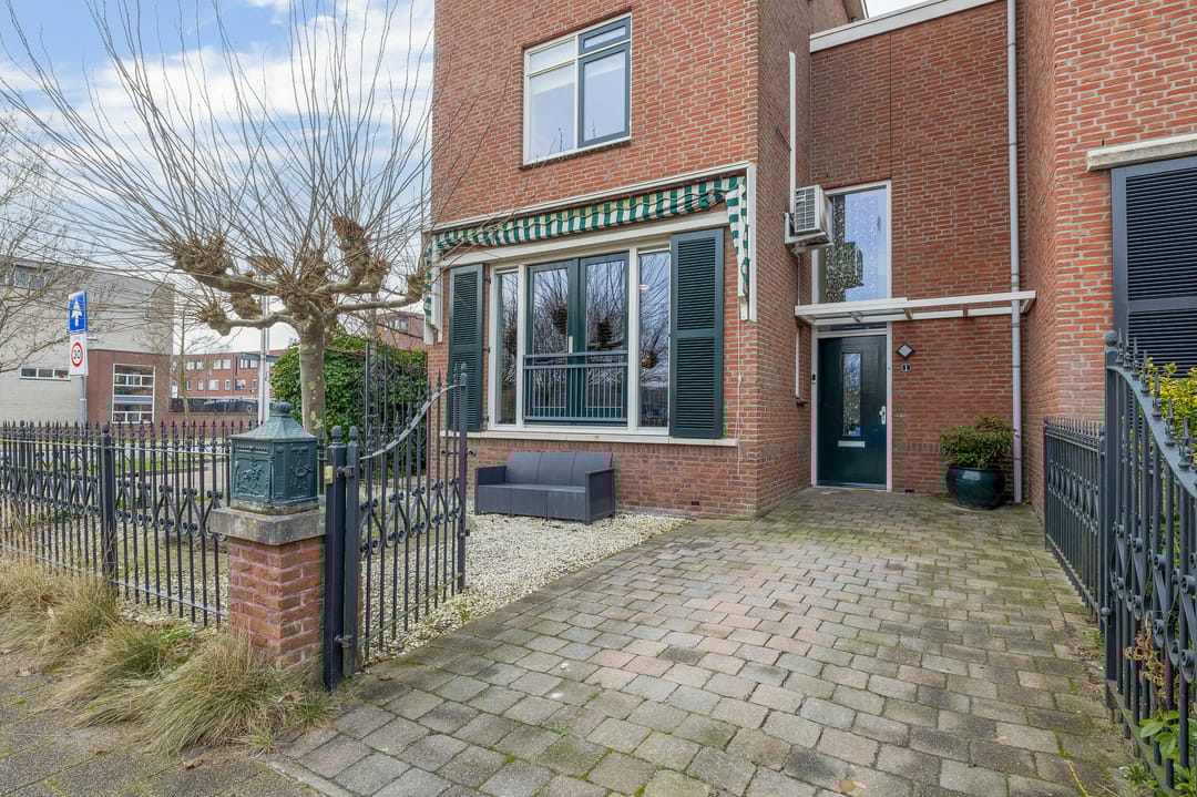 Photo 41 of Henri Dunantlaan 1