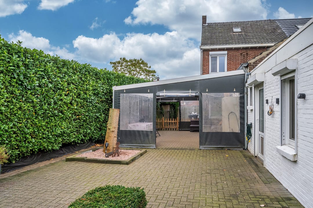 Foto 28 van Schoolstraat 163