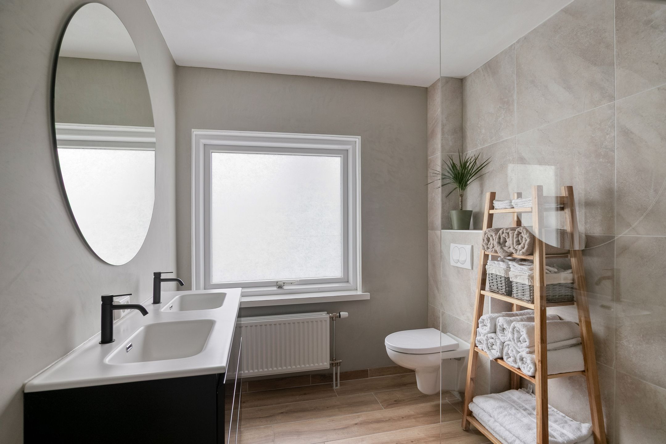 Photo 6 of Frater S. Romboutsstraat 12