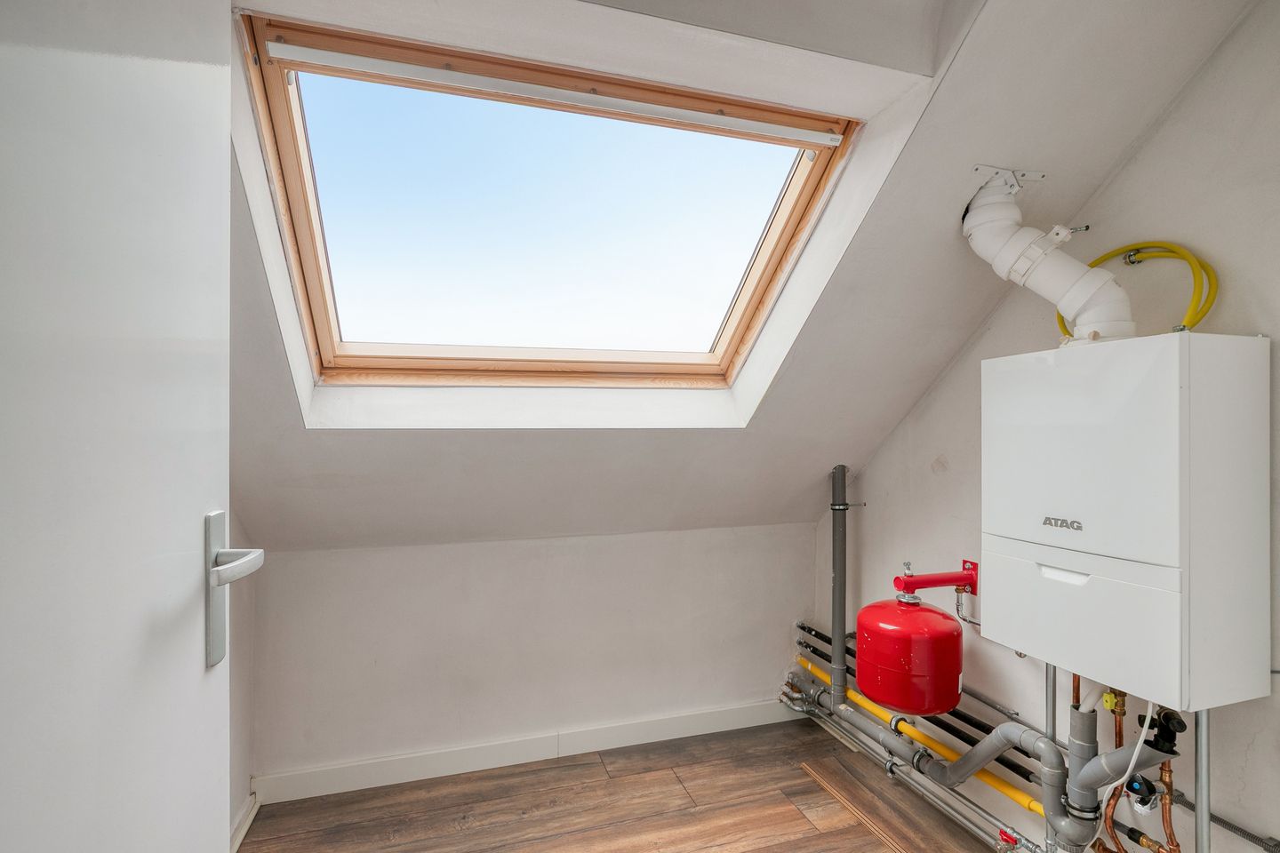 Photo 35 of Frater S. Romboutsstraat 12