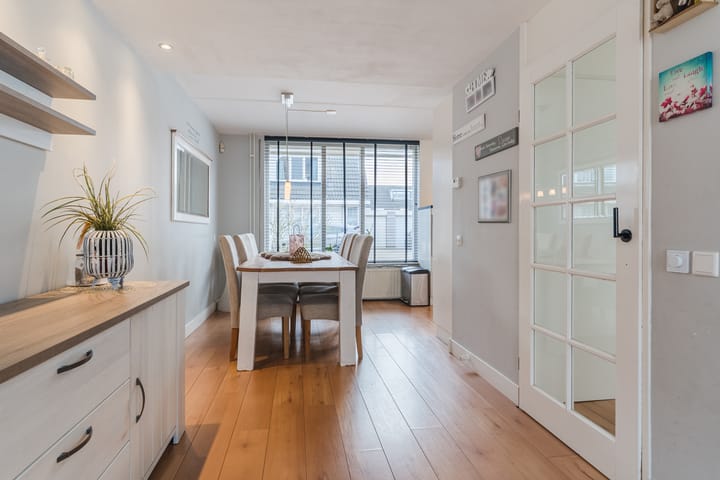 Foto 4 van Louise Stratenusstraat 11