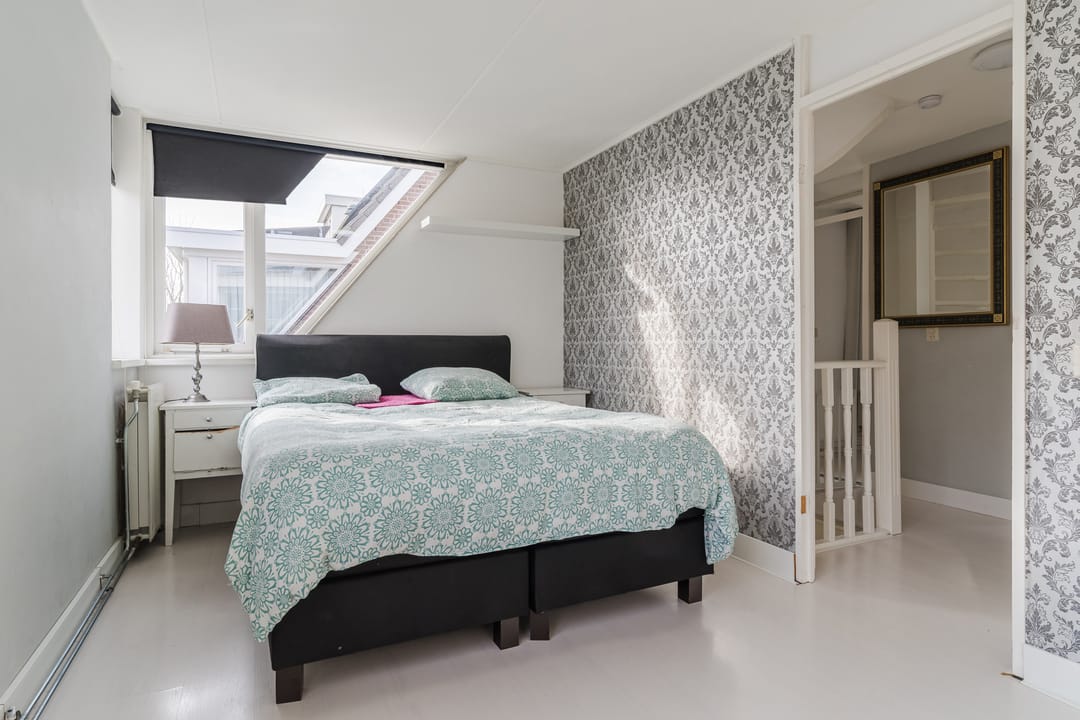 Photo 17 of Louise Stratenusstraat 11