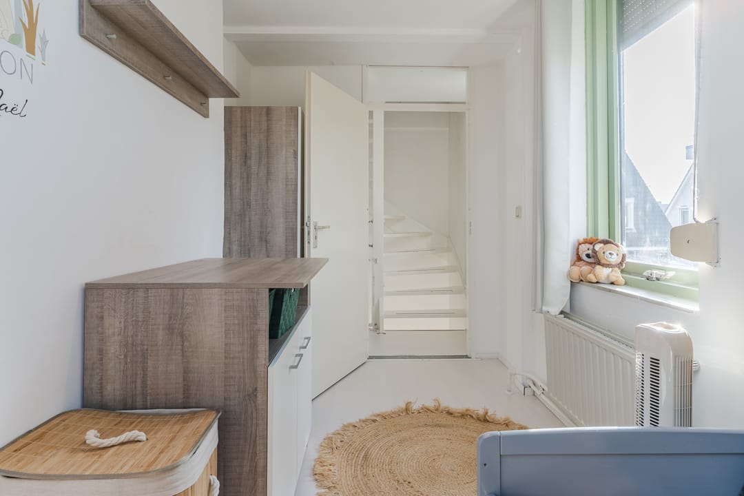 Photo 23 of Louise Stratenusstraat 11