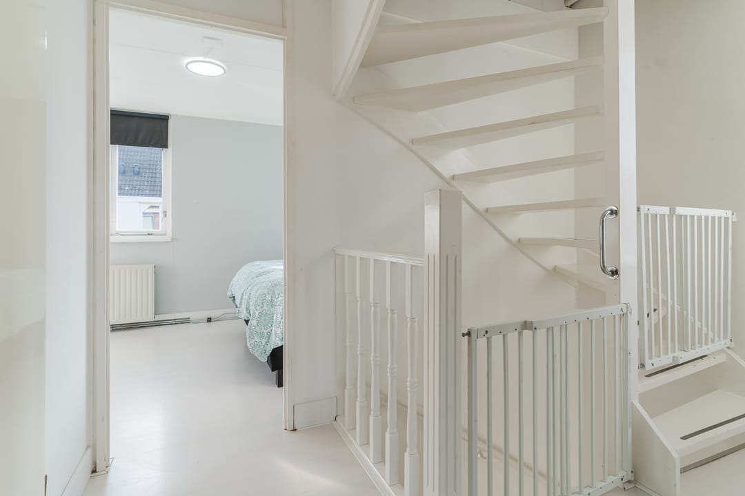 Photo 26 of Louise Stratenusstraat 11