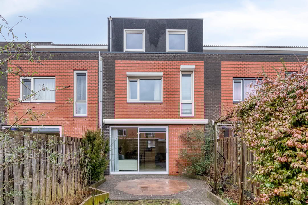 Foto 1 van Bezembinderstraat 6