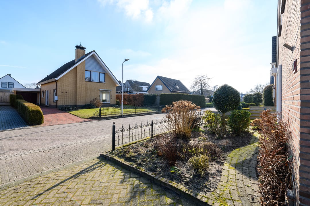 Foto 38 van Middelbuorren 20-A