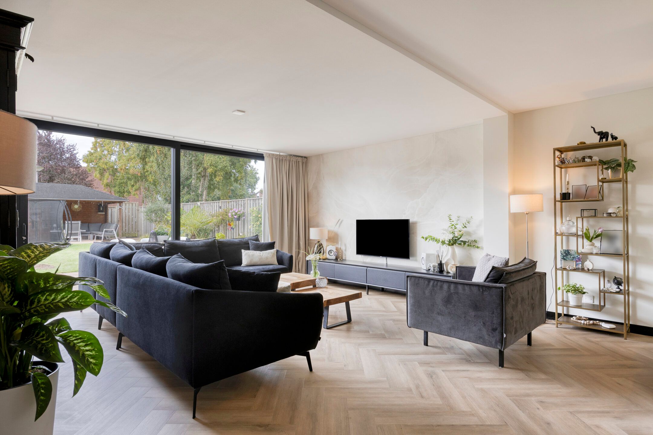 Photo 3 of Bereklauw 65