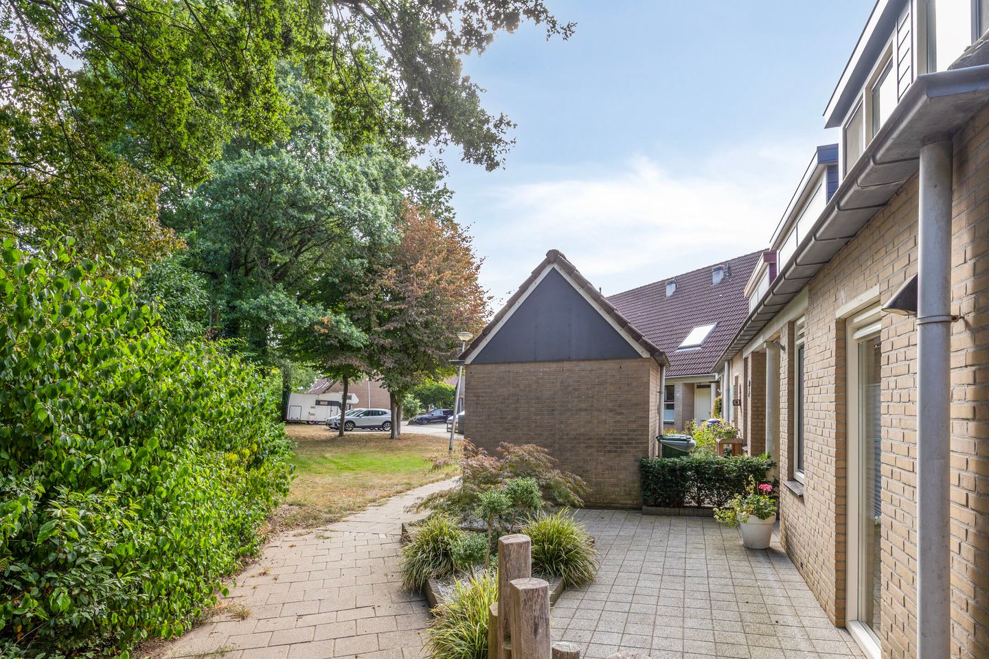 Photo 35 of Bereklauw 65