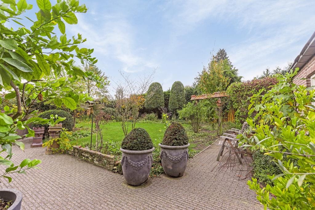 Photo 40 of Europalaan 4