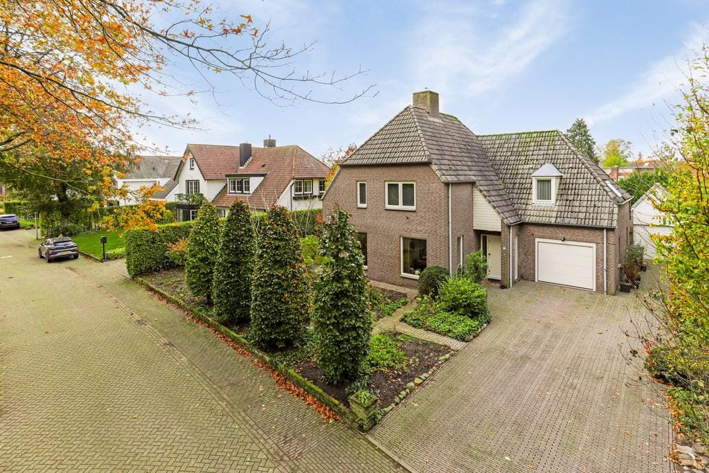 Photo 42 of Europalaan 4