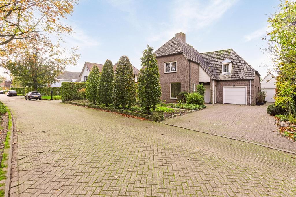 Photo 43 of Europalaan 4